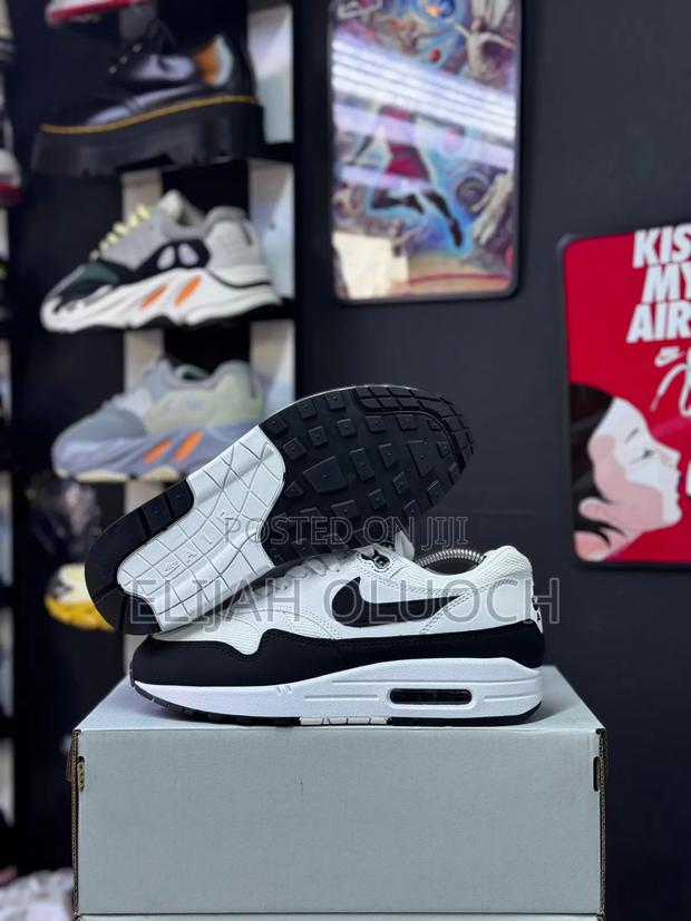 Nike Airmax 1.White Black Panda - thumbnail 2
