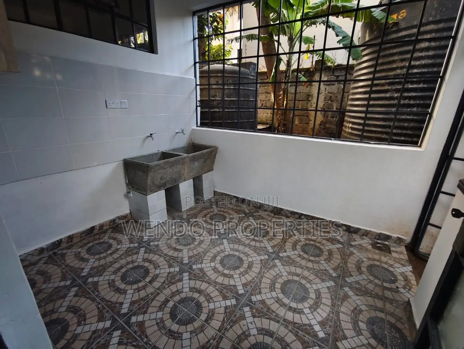 2bdrm Duplex in Karen C for rent