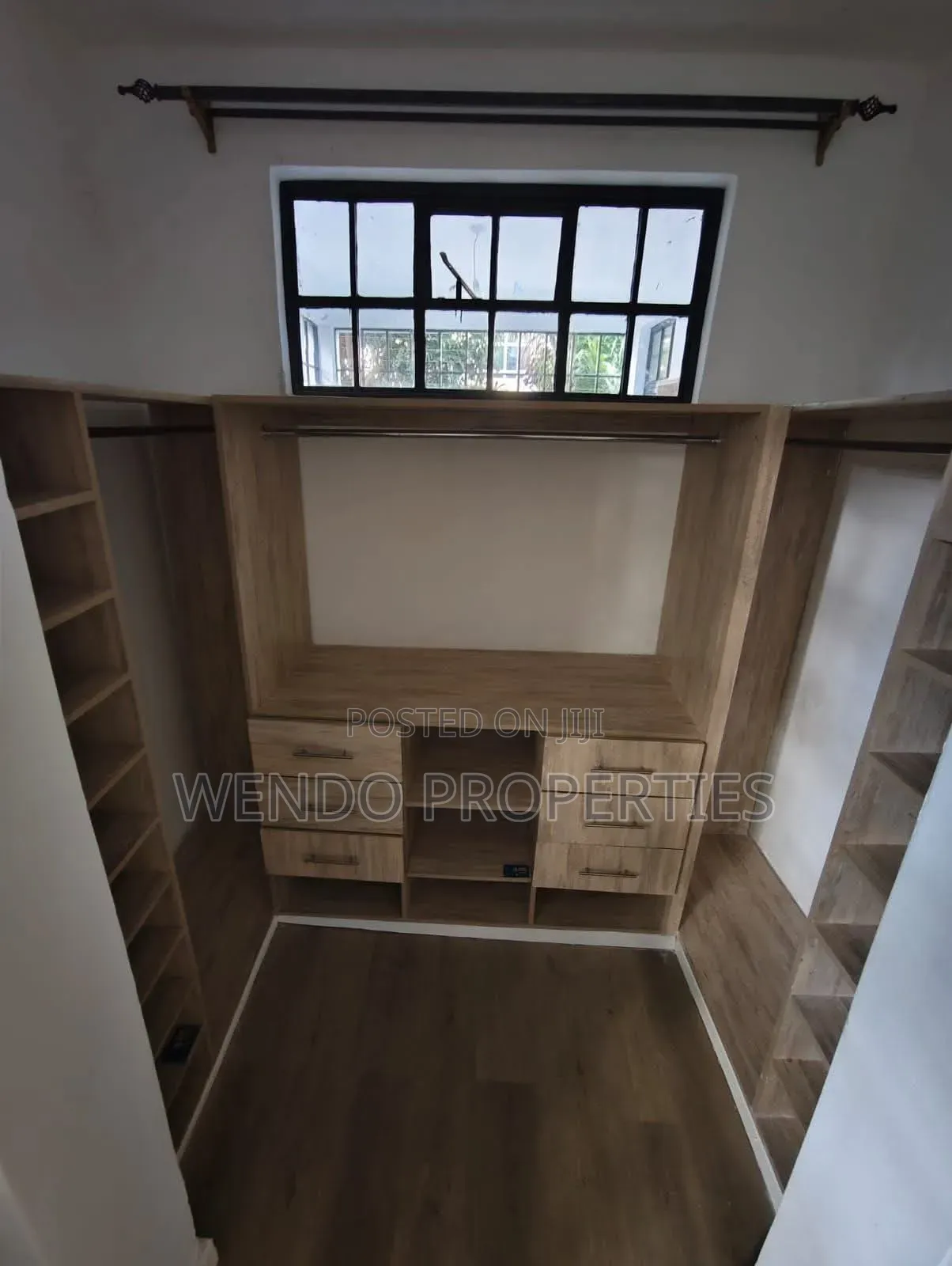 2bdrm Duplex in Karen C for rent