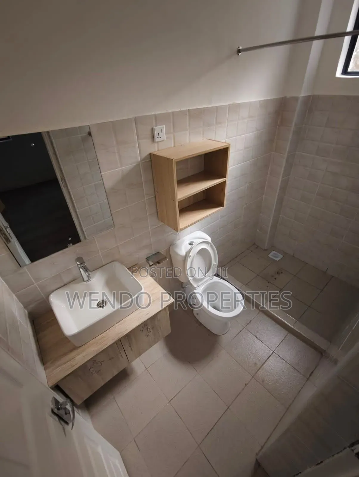 2bdrm Duplex in Karen C for rent