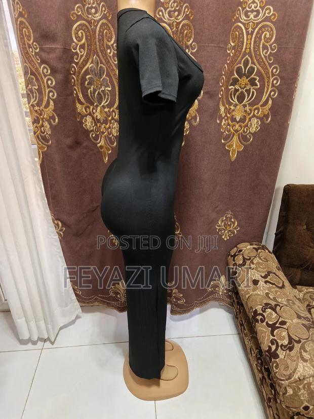 Ladies Clothes - thumbnail 9