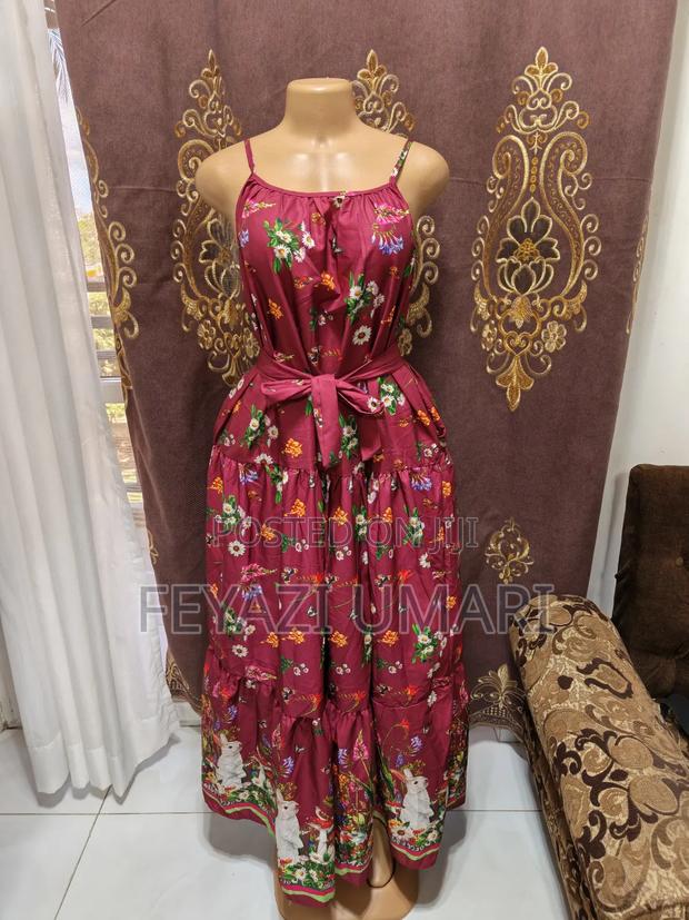 Ladies Clothes - thumbnail 11