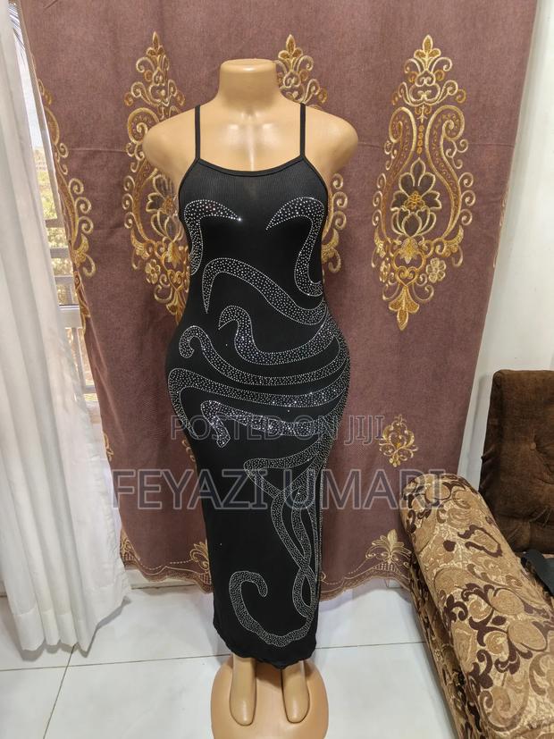 Ladies Clothes - thumbnail 13