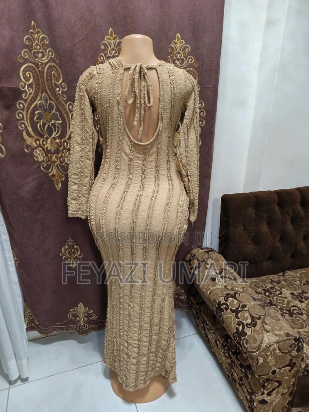 Ladies Clothes - thumbnail 4