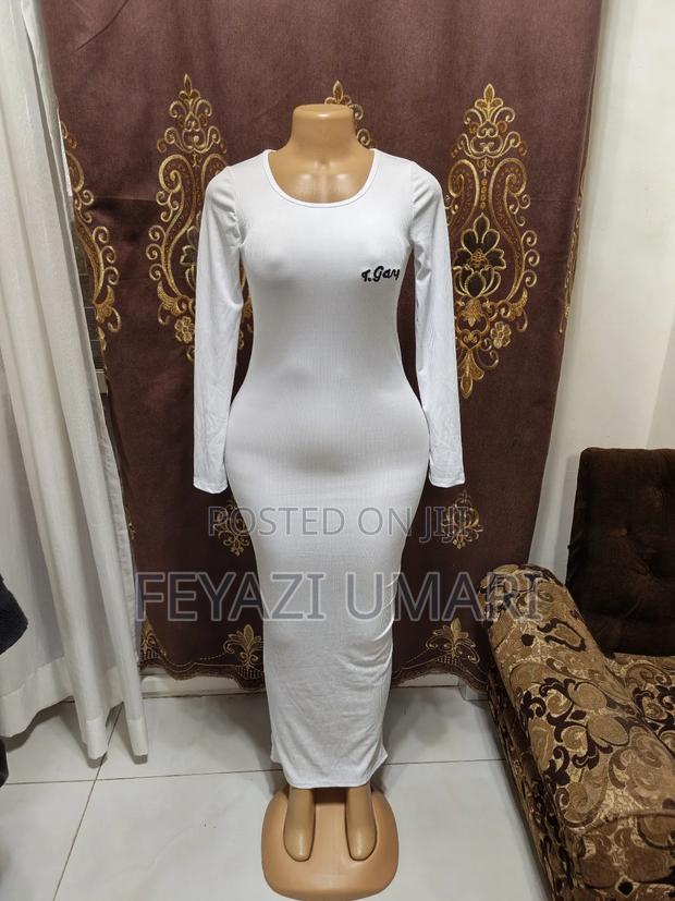 Ladies Clothes - thumbnail 19