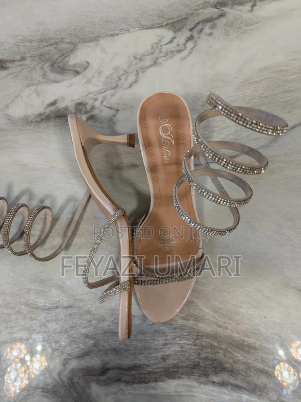 Lady's Spiral Heels - thumbnail 2