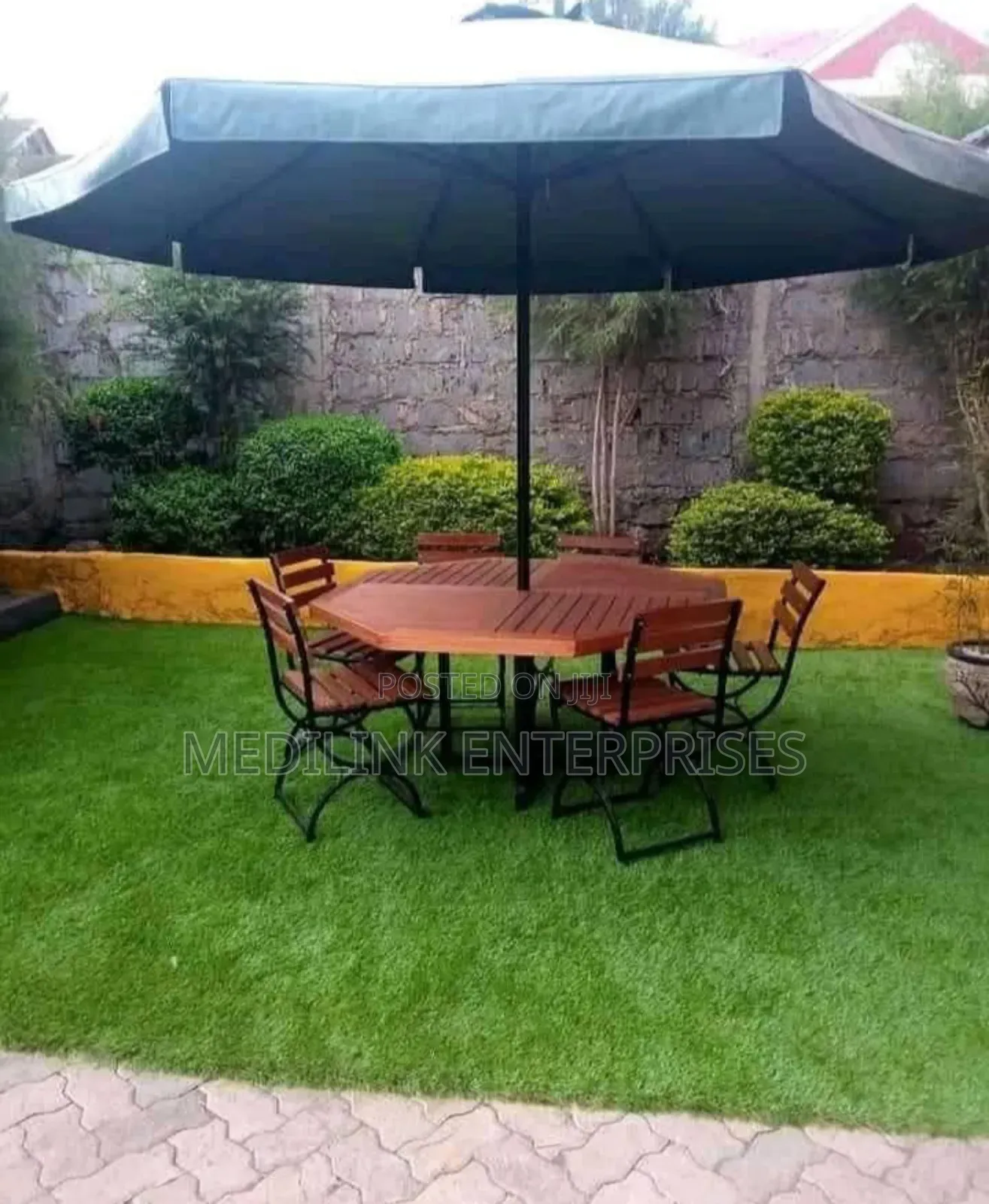 6-Seater Parasal+And Chairs