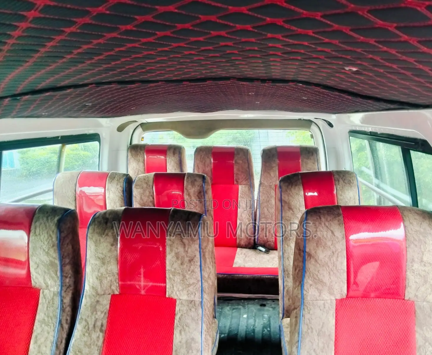 Toyota HiAce 2009 White