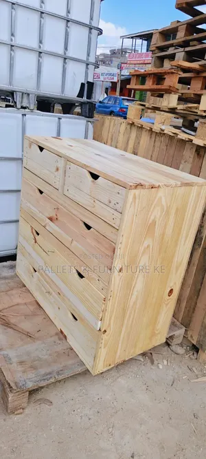 Cozy Clutch Chest of Drawers