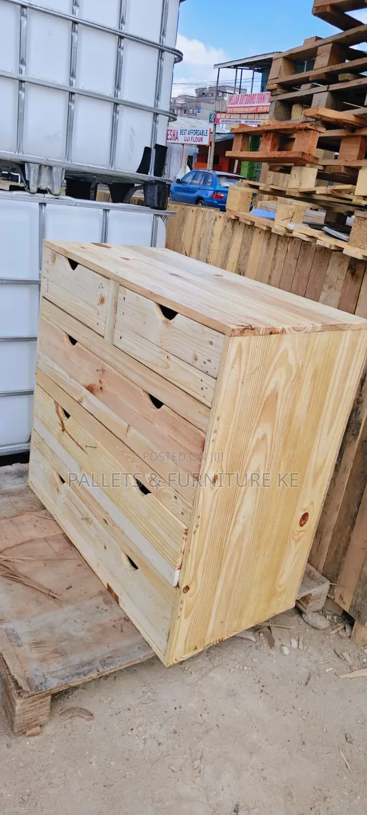 Cozy Clutch Chest of Drawers