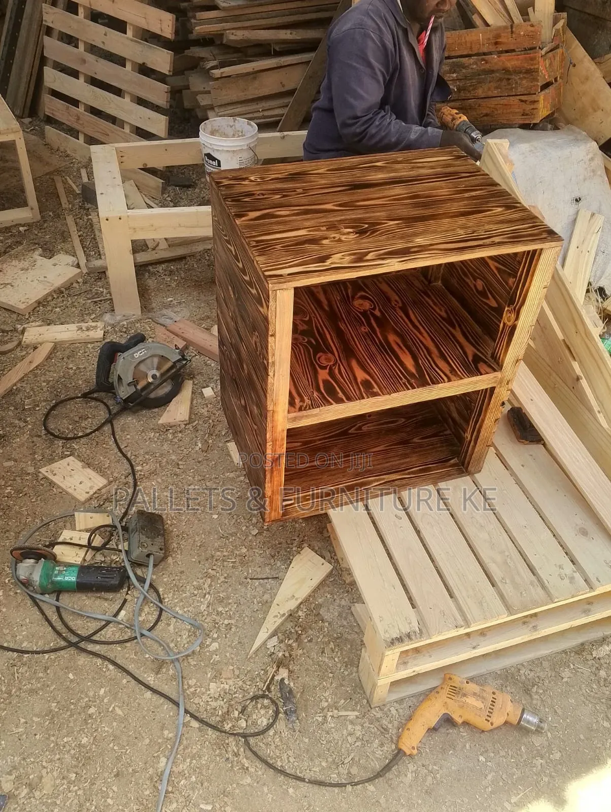 Modulus Side Table
