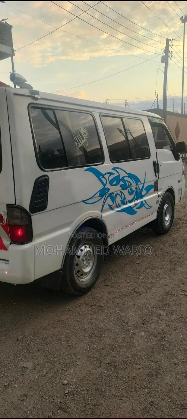 Nissan Vanette 2009 White - thumbnail 5