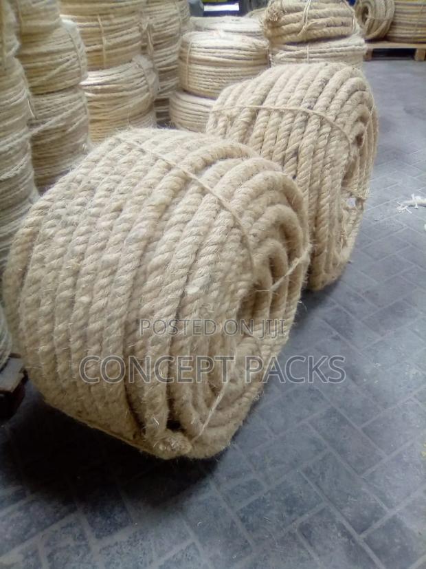 40mm X 110mtrs Thick Heavy Duty Sisal Rope - thumbnail 2
