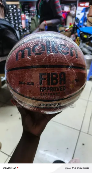 Molten Indoors and Outdoors Basketball