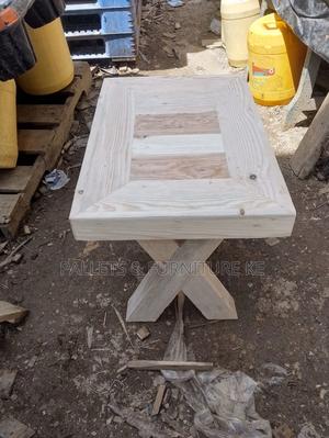 Stack and Sit Bench - thumbnail 2