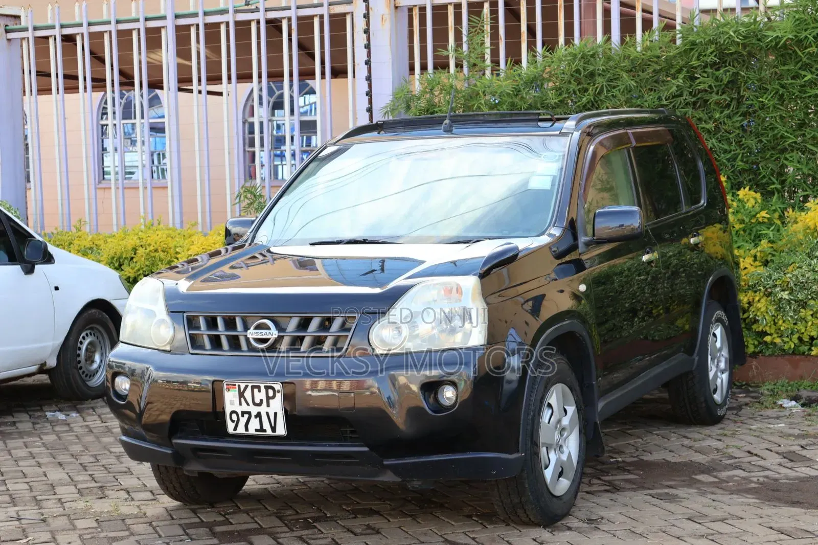 Nissan X-Trail 2010 Black