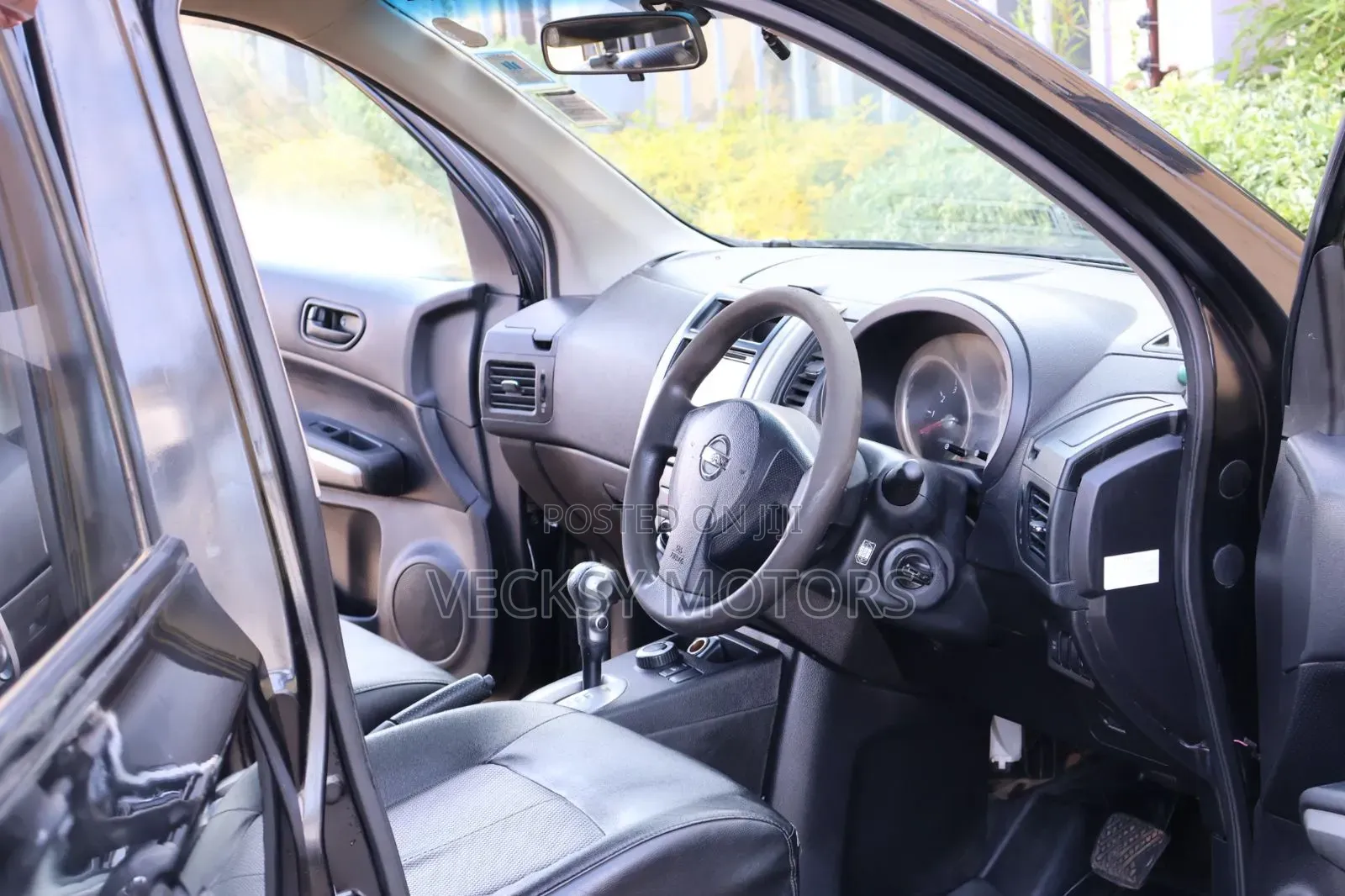 Nissan X-Trail 2010 Black