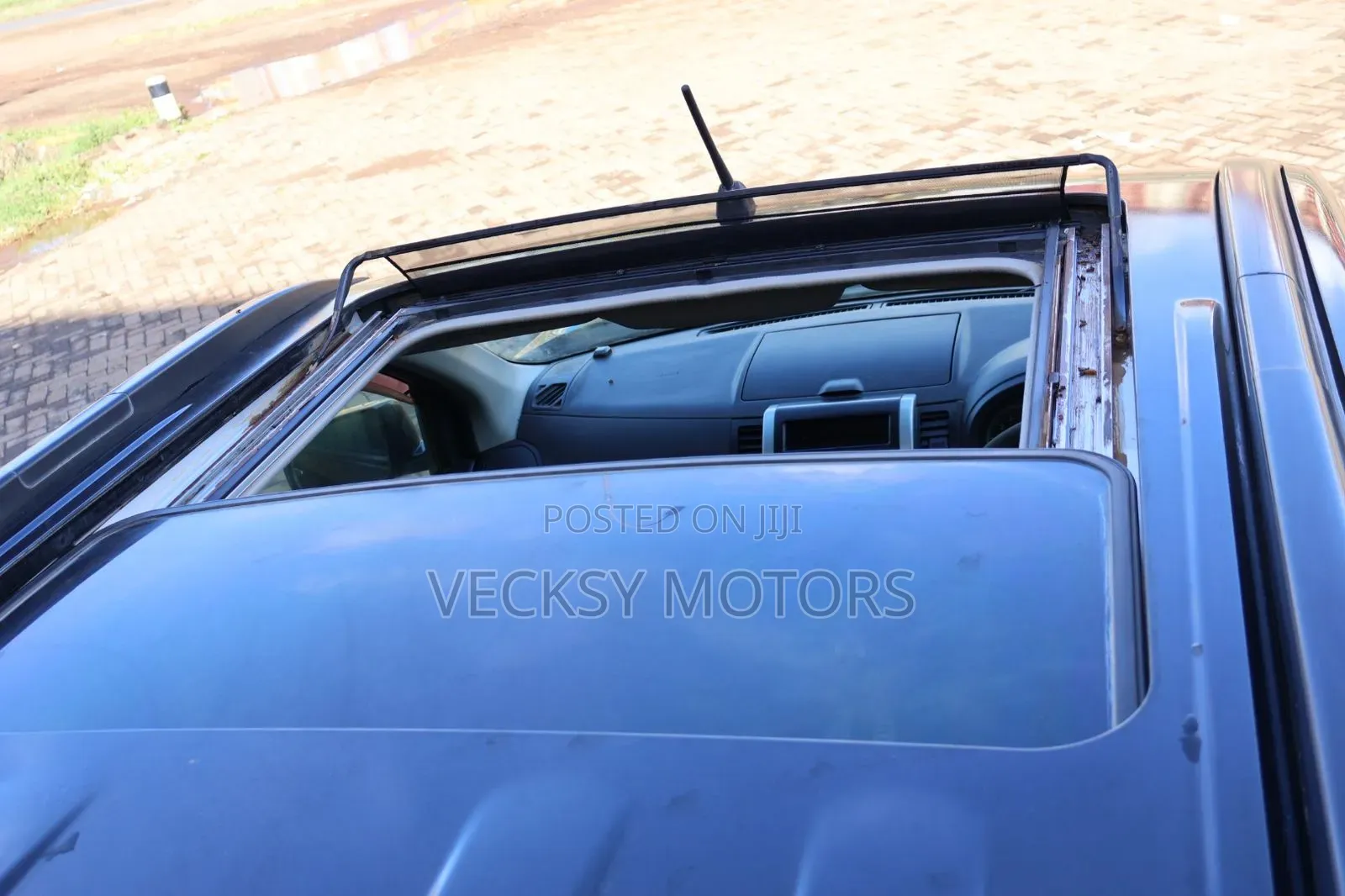 Nissan X-Trail 2010 Black