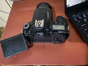 Canon 77d DSLR Clean Condition With Lens