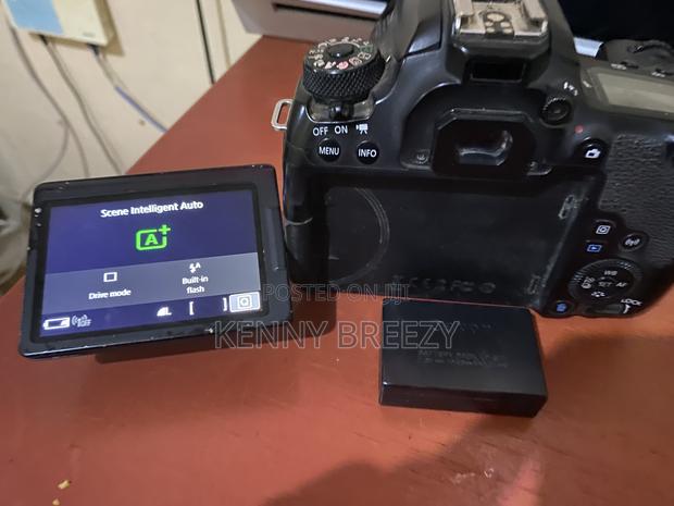 Canon 77d DSLR Clean Condition With Lens - thumbnail 9