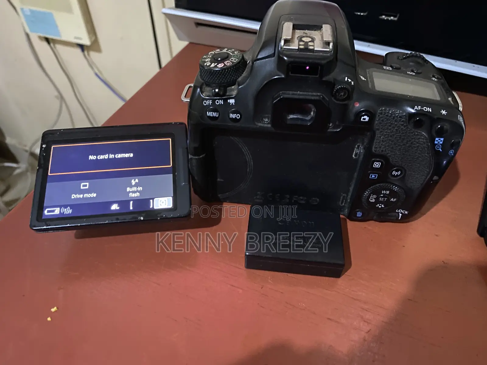 Canon 77d DSLR Clean Condition With Lens