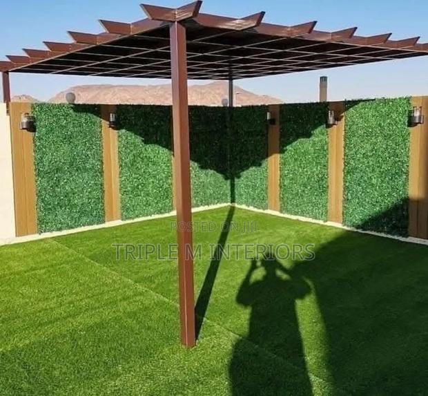 Interlocking Hedge Panels