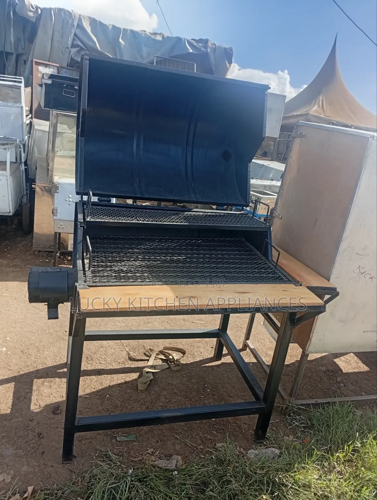 Heavy Duty Commaccial Mild Steel Barbeque Meat Grill.