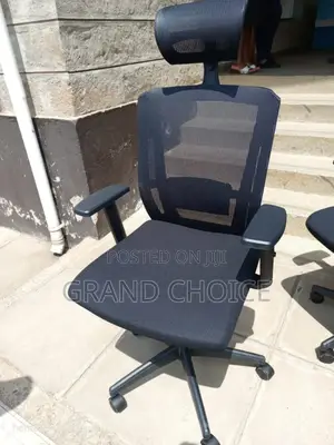 Office Modern Chair With Headrest