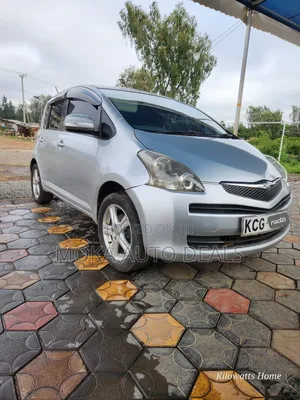 Toyota Ractis 1.5 FWD 2008 Silver