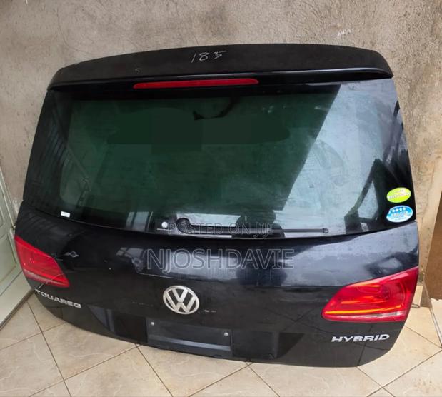 Vw Toureg 7p Boot Tail Gate - thumbnail 2