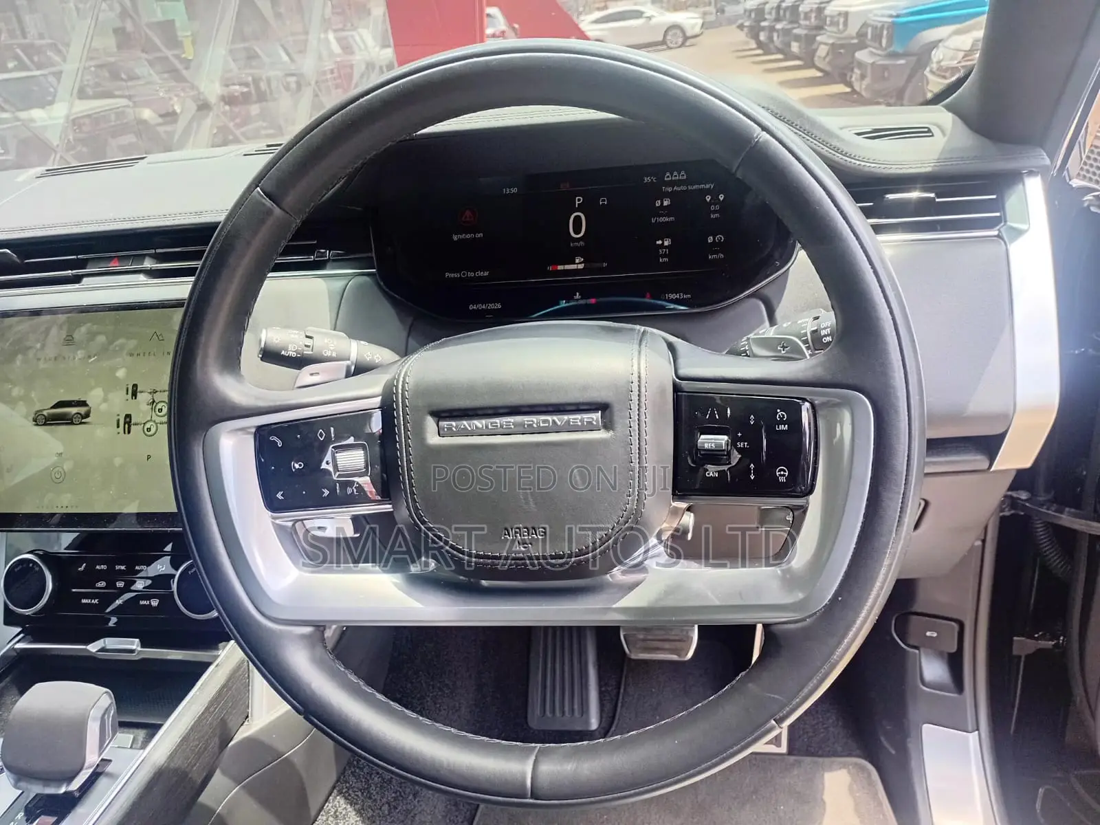 Land Rover Range Rover Vogue 2022 Black