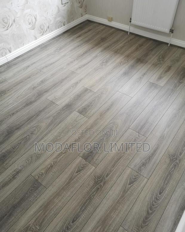 Dryback LVT Vinyl Flooring for Stylish and Long Lasting Floors