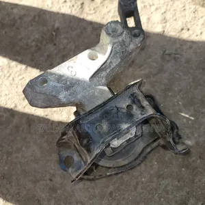 Nissan March Engine Mountain