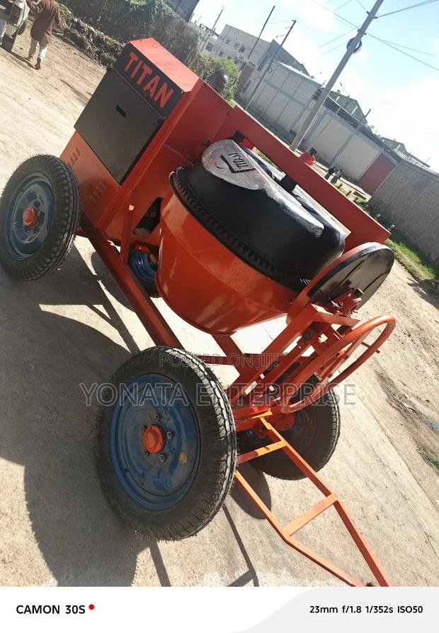 6.5hp Diesel Titan Concrete Mixer for Construction Sites-Durable