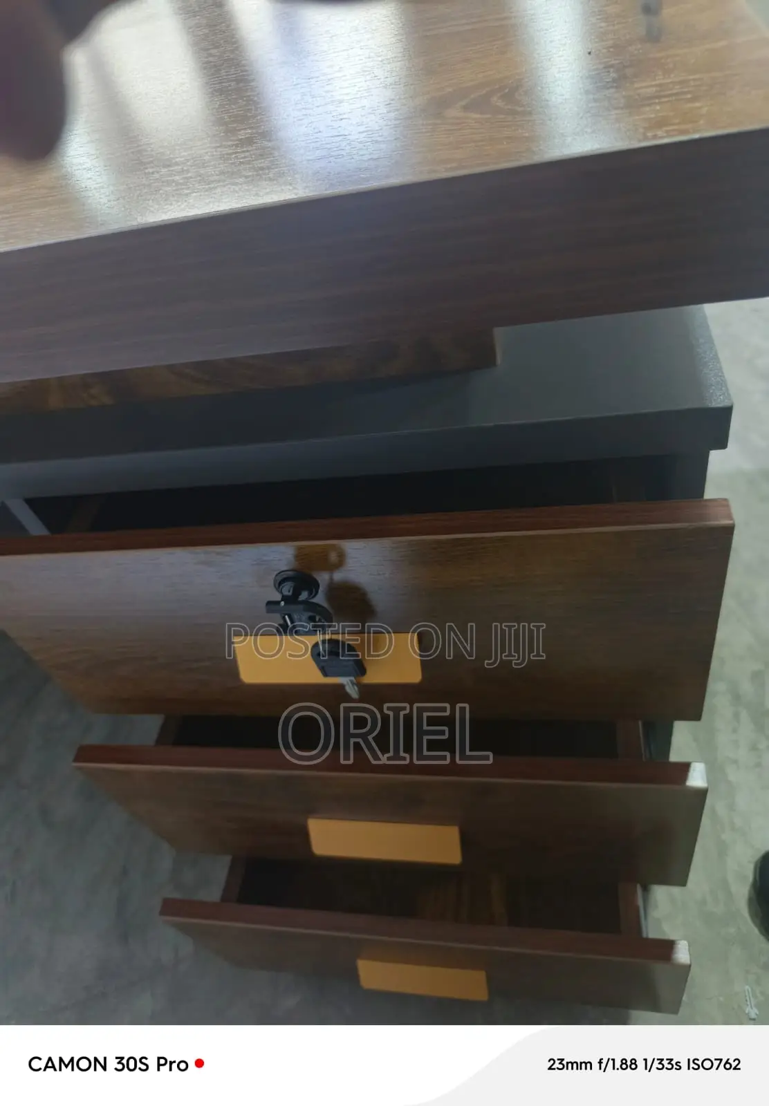 Office Desk : Executive Layered Office Desk