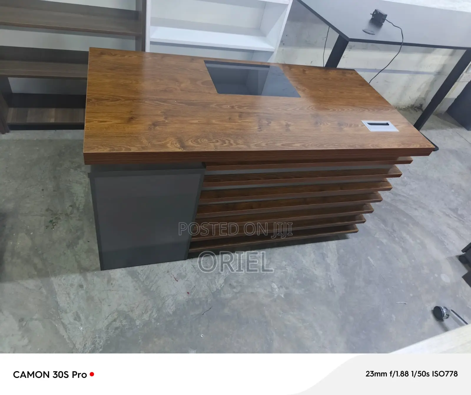 Office Desk : Executive Layered Office Desk