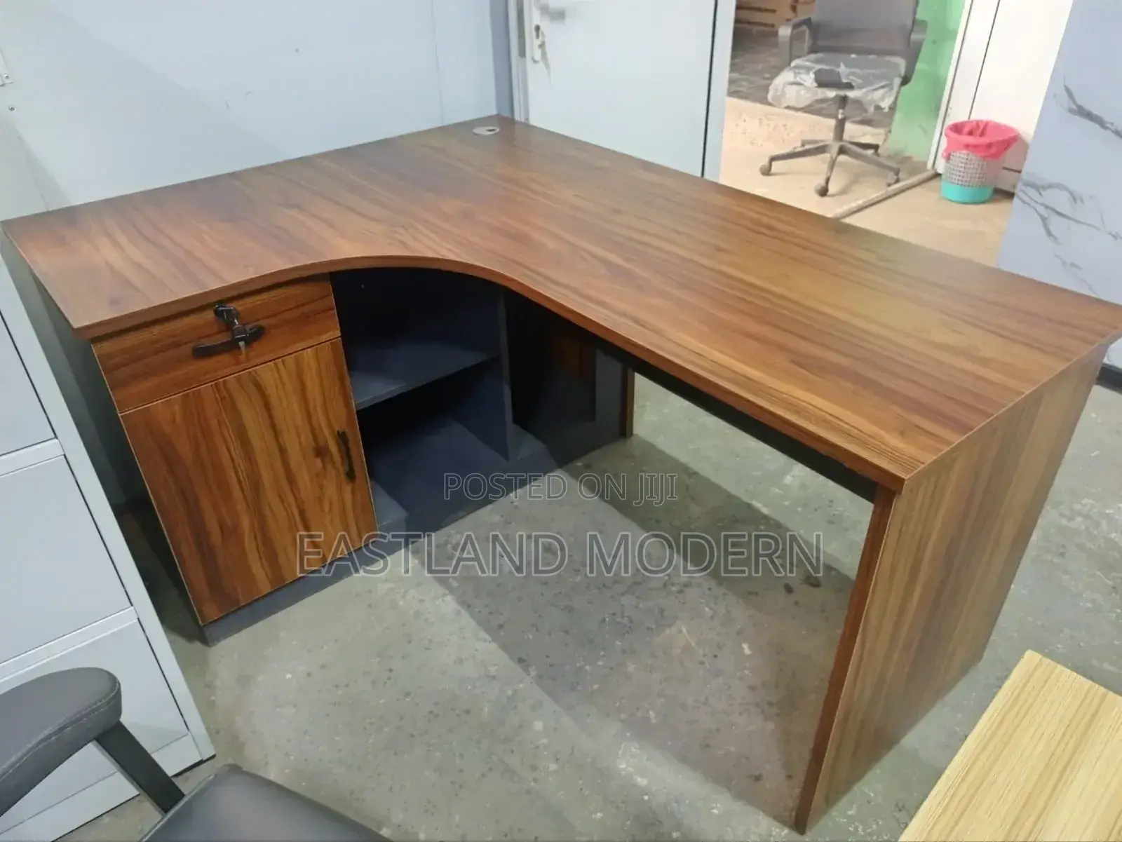 Executive Modern Lshape Office Desk