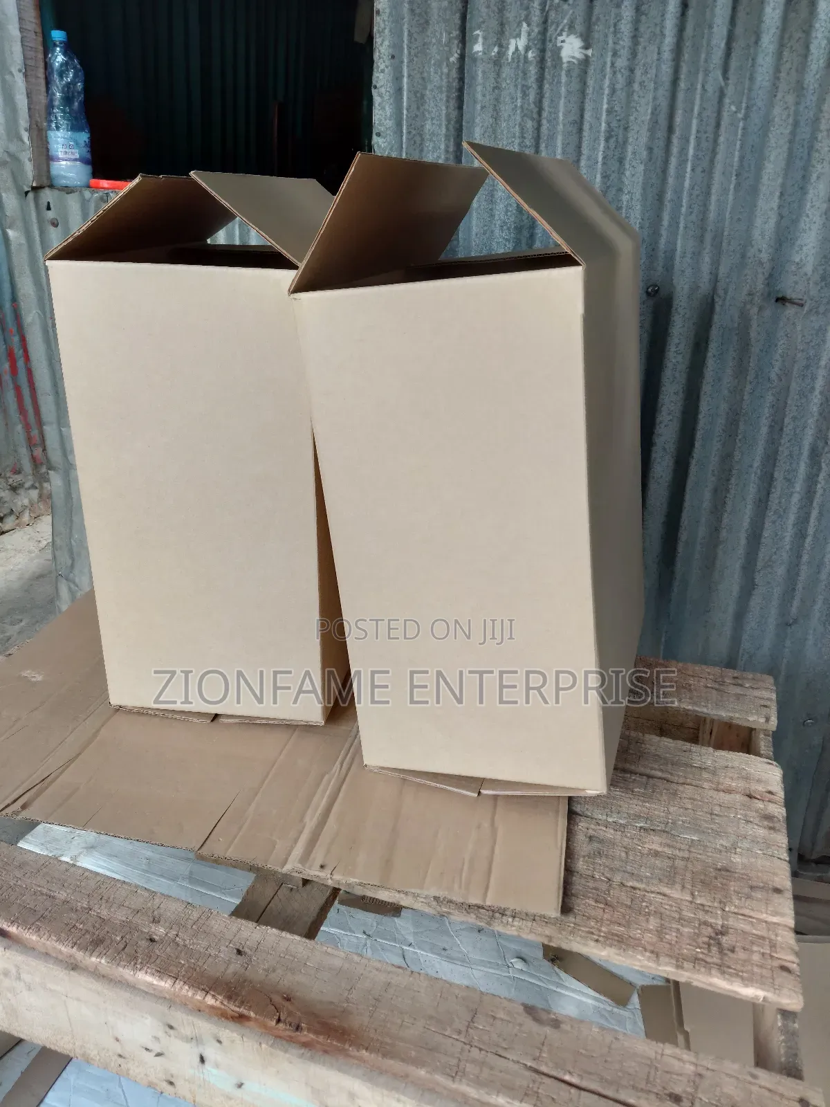 Packaging Materials and Quality Boxes
