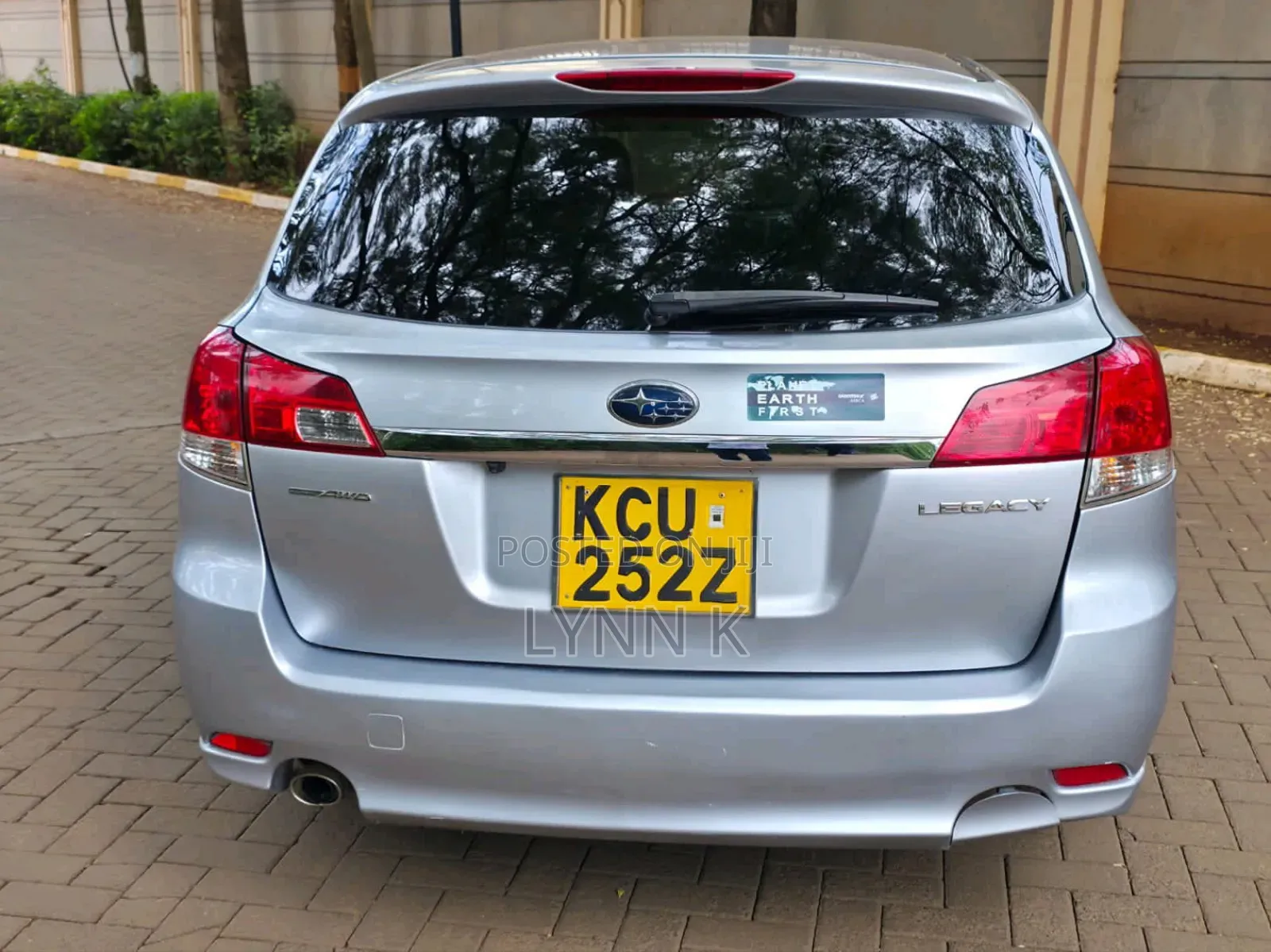 Subaru Legacy 2010 Silver