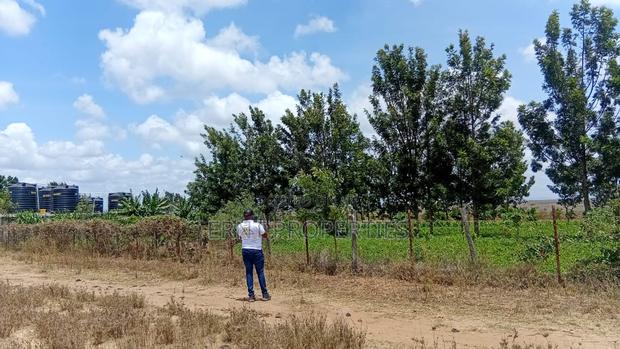 Subdivision Goldmine: 3 Acres in Kinanie Kwambo | Near Leather Park! - thumbnail 8