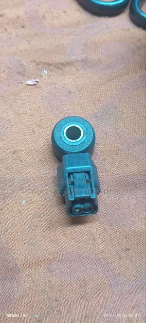 Knock Sensor for Nissan Wingroad Y11