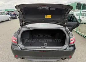 Toyota Crown 2018 Black