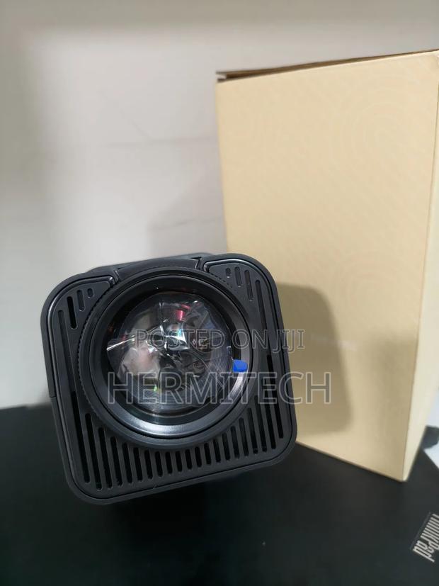 Manual Focus Display 200 Inch Wireless Wifi Bluetooth Smart Portable - main view