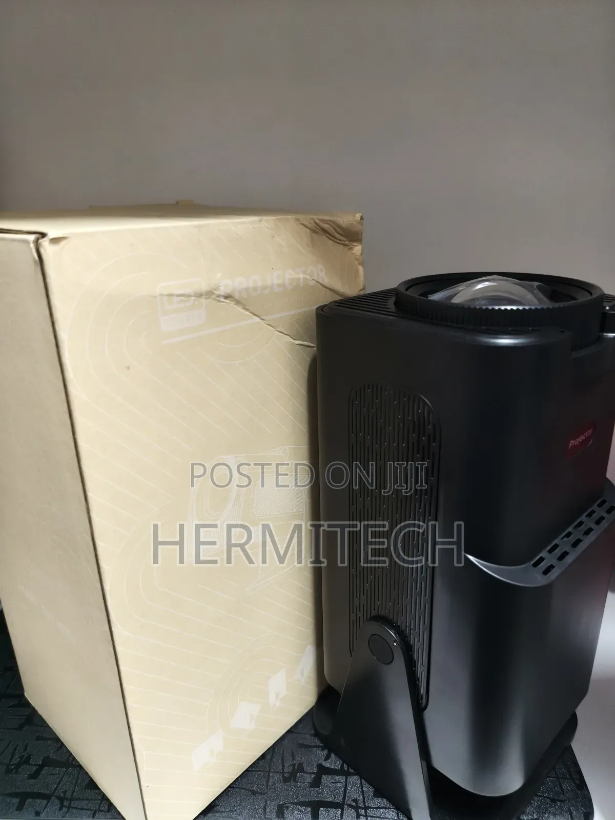 Outdoor Indoor Projector Portable Wireless Wifibluetooth Link Hy Model