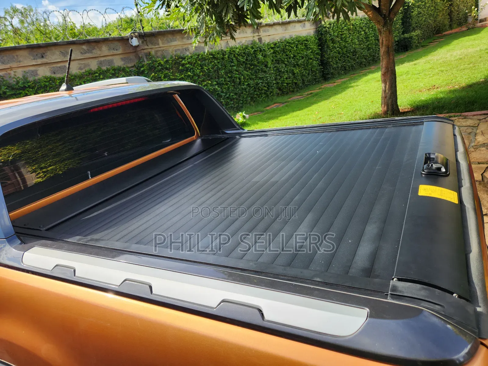 Black Ranger Wildtrak 2012-22 Roller Shutter Roll Top Mountaintop