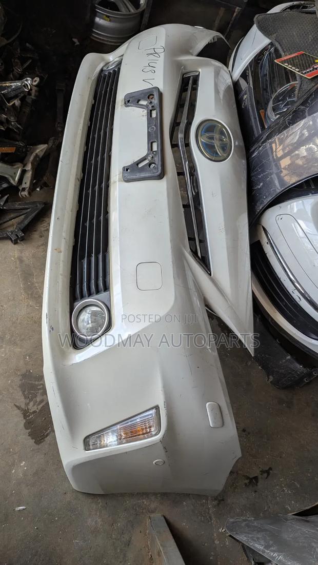 Toyota Prius 2013 Front Bumper