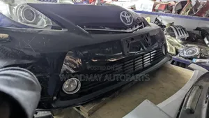 Toyota Prius 2013 Front Bumper