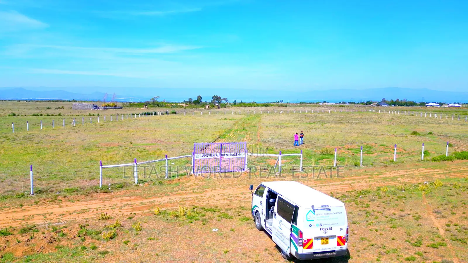 50 by 100 Plots With a View of the Lake