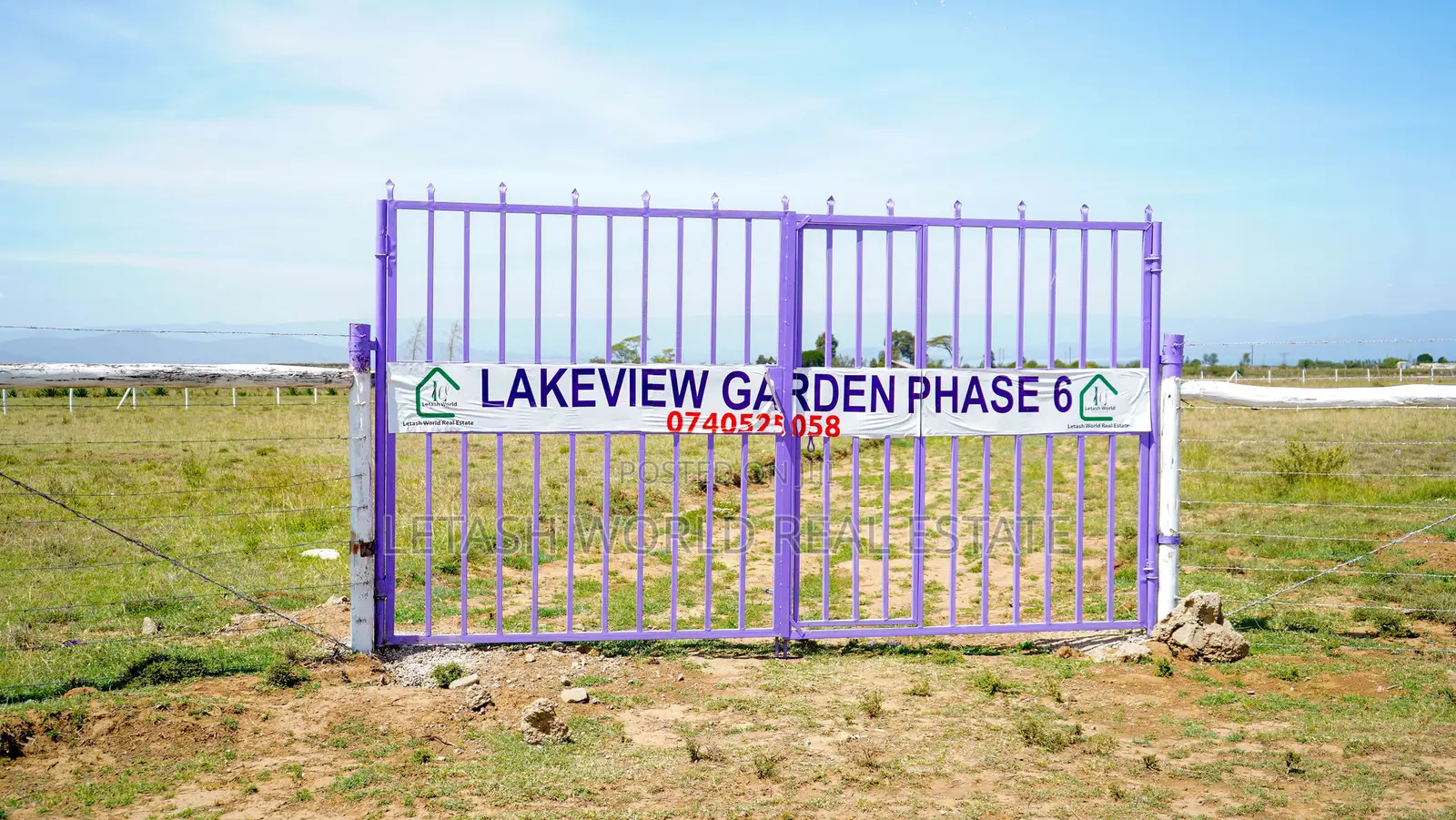 50 by 100 Plots With a View of the Lake