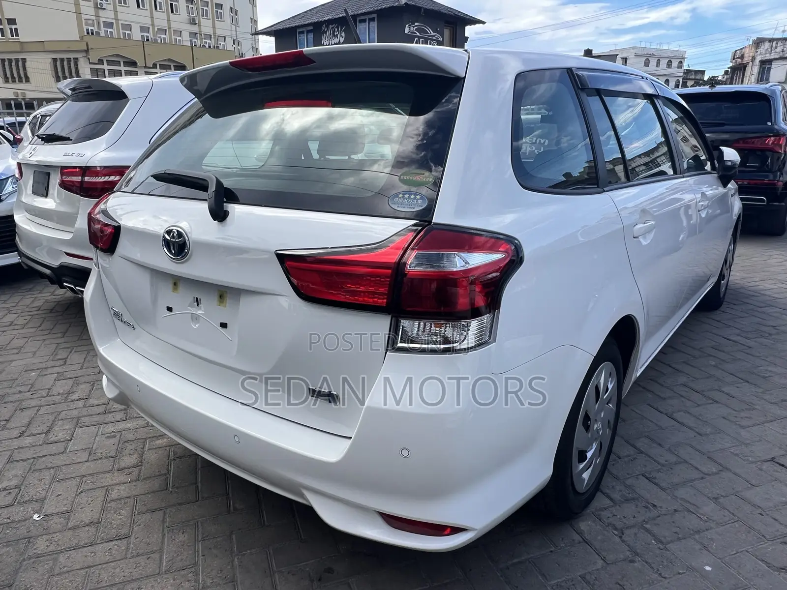 Toyota Corolla Fielder 2019 Pearl